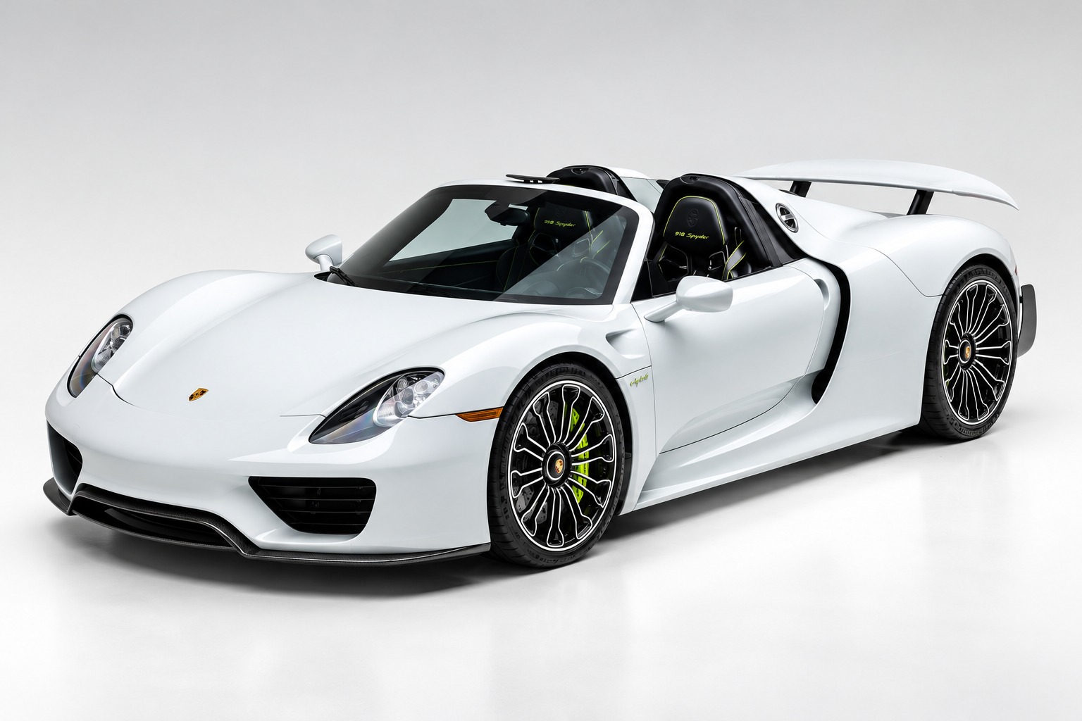 2015 Porsche 918 Spyder