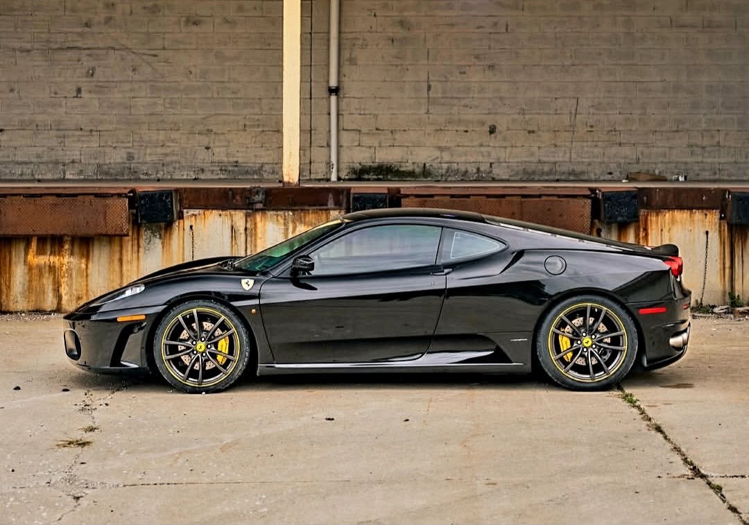 2009 Ferrari 430 Scuderia photograph 1